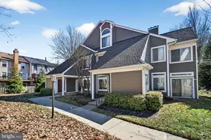 12200 Fort Buffalo Cir, Fairfax, VA 22033 - Photo 1