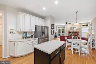 7744 Porters Hill Ln, Lorton, VA 22079 - Photo 9