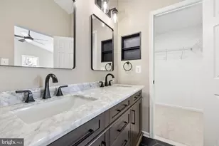 7800 Solomon Seal Dr, Springfield, VA 22152 - Photo 35