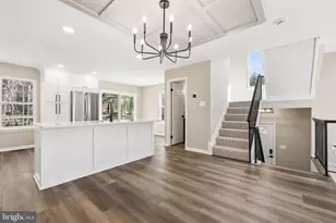 7800 Solomon Seal Dr, Springfield, VA 22152 - Photo 13