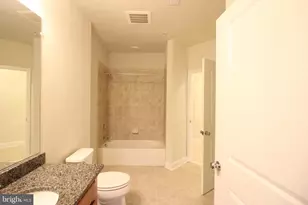 9521 Bastille St, Fairfax, VA 22031 - Photo 15