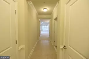 9521 Bastille St, Fairfax, VA 22031 - Photo 3