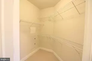 9521 Bastille St, Fairfax, VA 22031 - Photo 21