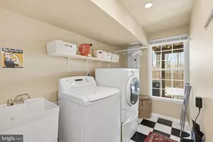 6127 Donival Square, Alexandria, VA 22315 - Photo 41