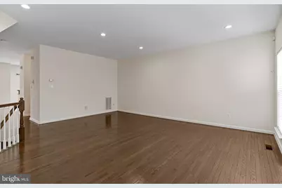 13258 Maple Creek Lane, Centreville, VA 20120 - Photo 7