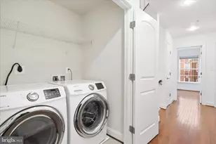 8072 Criaza Branch Ct, Vienna, VA 22182 - Photo 11