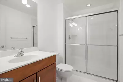 8072 Criaza Branch Court, Vienna, VA 22182 - Photo 17