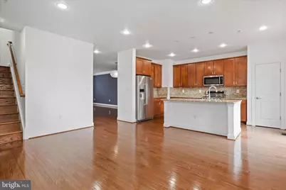 8072 Criaza Branch Court, Vienna, VA 22182 - Photo 5