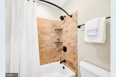 3005 Robin Ridge Court, Fairfax, VA 22031 - Photo 17