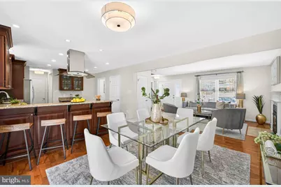 3005 Robin Ridge Court, Fairfax, VA 22031 - Photo 5