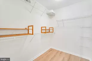 1516 North Point Dr, Reston, VA 20194 - Photo 25