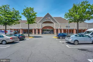 1516 North Point Dr, Reston, VA 20194 - Photo 29