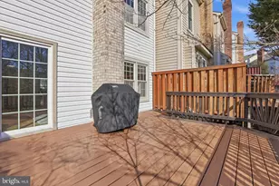 8027 Tanworth Ct, Springfield, VA 22152 - Photo 25