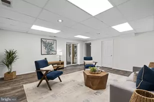 12017 Sugarland Valley Dr, Herndon, VA 20170 - Photo 45