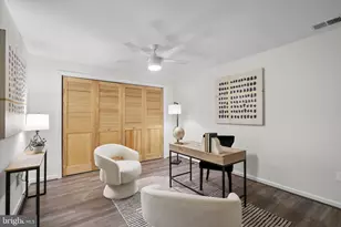 12017 Sugarland Valley Dr, Herndon, VA 20170 - Photo 39