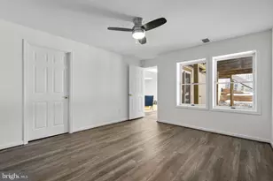 12017 Sugarland Valley Dr, Herndon, VA 20170 - Photo 47