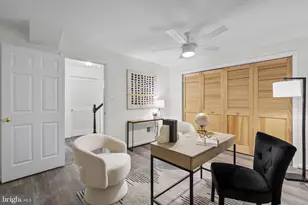 12017 Sugarland Valley Dr, Herndon, VA 20170 - Photo 41