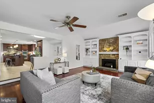 12017 Sugarland Valley Dr, Herndon, VA 20170 - Photo 1