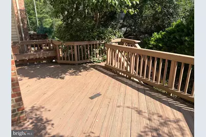 6830 Wild Rose Court, Springfield, VA 22152 - Photo 9