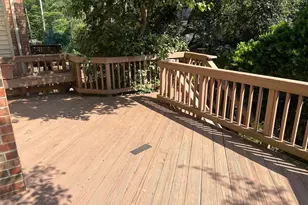 6830 Wild Rose Ct, Springfield, VA 22152 - Photo 9