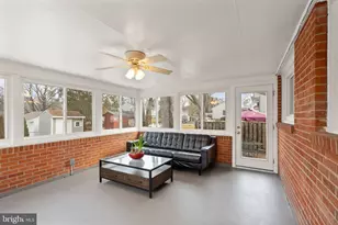 8108 Carrick Ln, Springfield, VA 22151 - Photo 17