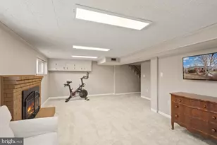 8108 Carrick Ln, Springfield, VA 22151 - Photo 33