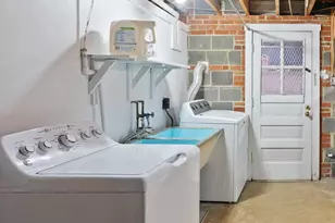 8108 Carrick Ln, Springfield, VA 22151 - Photo 37