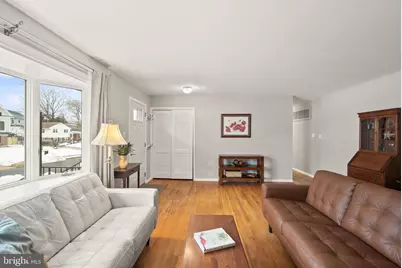 8108 Carrick Lane, Springfield, VA 22151 - Photo 7