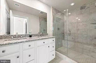 13039 Hattontown Square, Herndon, VA 20171 - Photo 41