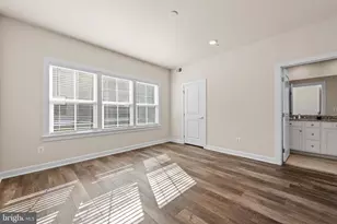 13039 Hattontown Square, Herndon, VA 20171 - Photo 37