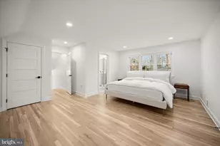 515 Woodland Ct NW, Vienna, VA 22180 - Photo 11