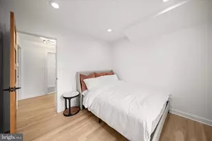 515 Woodland Ct NW, Vienna, VA 22180 - Photo 17