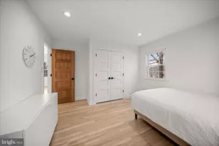 515 Woodland Ct NW, Vienna, VA 22180 - Photo 13