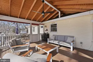 2007 Cool Spring Dr, Alexandria, VA 22308 - Photo 31