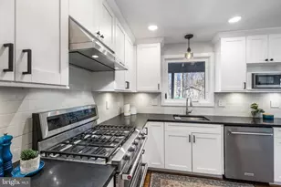 6522 Oakwood Dr, Falls Church, VA 22041 - Photo 17