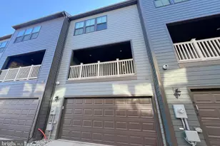 4456 Sulford Ter, Chantilly, VA 20151 - Photo 3