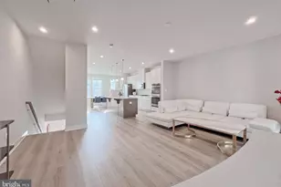 4456 Sulford Ter, Chantilly, VA 20151 - Photo 13