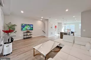 4456 Sulford Ter, Chantilly, VA 20151 - Photo 9