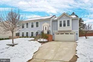 13715 Eastcliff Cir, Centreville, VA 20120 - Photo 1