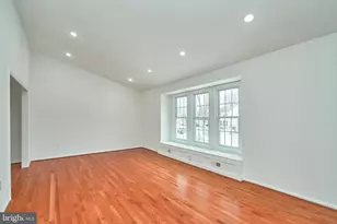 13715 Eastcliff Cir, Centreville, VA 20120 - Photo 5