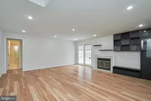 13715 Eastcliff Cir, Centreville, VA 20120 - Photo 21