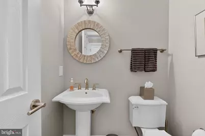 518 Brentwood Court, Vienna, VA 22180 - Photo 7