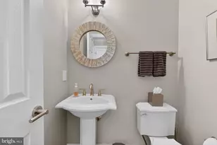 518 Brentwood Ct, Vienna, VA 22180 - Photo 7