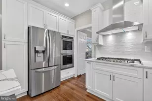 518 Brentwood Ct, Vienna, VA 22180 - Photo 17