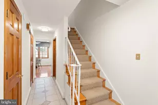 1838 Golf View Ct, Reston, VA 20190 - Photo 3