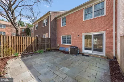 1838 Golf View Court, Reston, VA 20190 - Photo 3