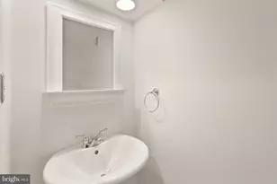 1838 Golf View Ct, Reston, VA 20190 - Photo 39