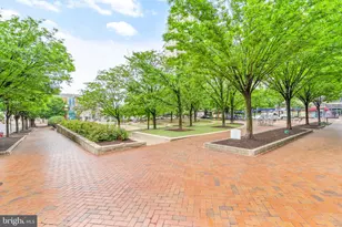 1838 Golf View Ct, Reston, VA 20190 - Photo 51