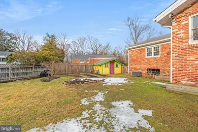 7912 Bainbridge Road, Alexandria, VA 22308 - Photo 5