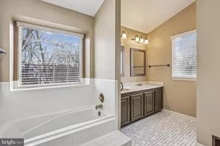 1326 Stourhead Ct, Herndon, VA 20170 - Photo 33